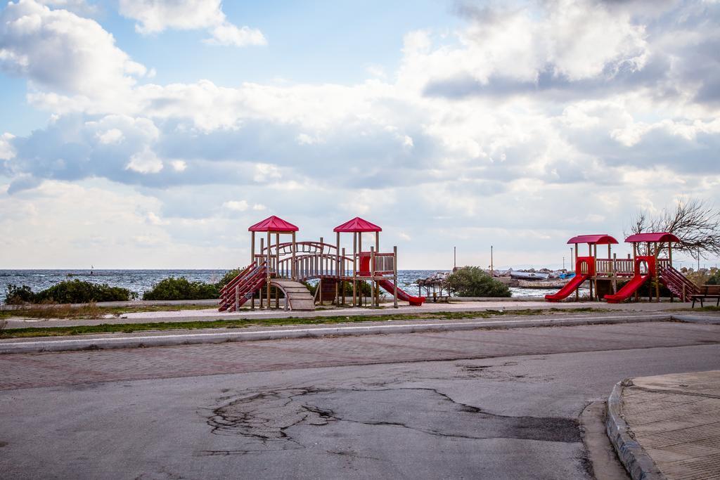 Sea View Apartments Near Athens Airport Артемида Екстериор снимка
